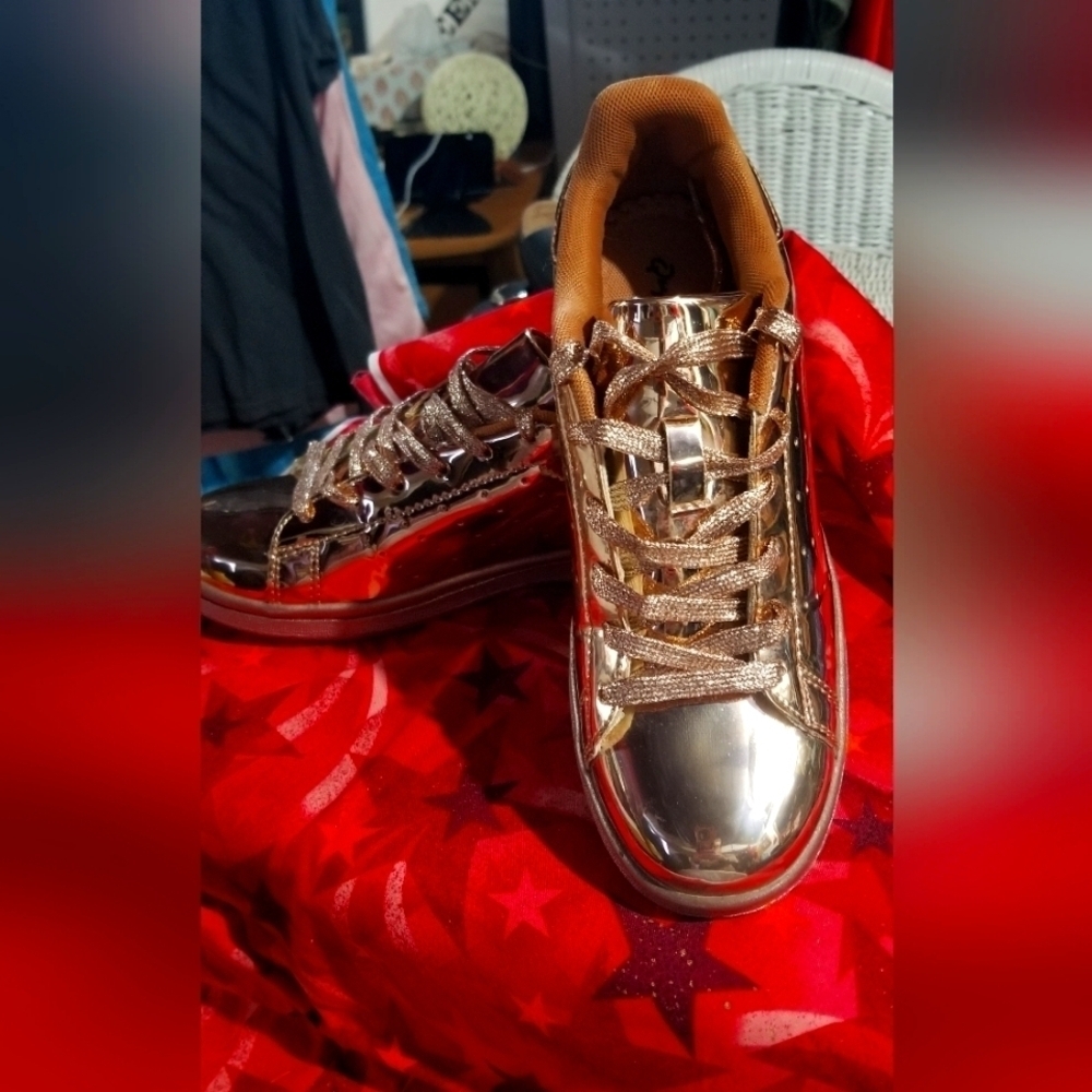 Qupid  funky brand new gold tone sneakers